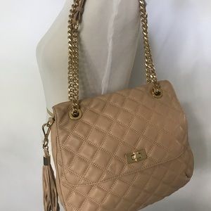 NWOT Saks Fifth Avenue Leather Beige Crossbody quilted bag…. THIS IS A NEW ITEM